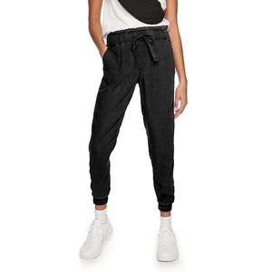 SO women’s black paperbag joggers high rise